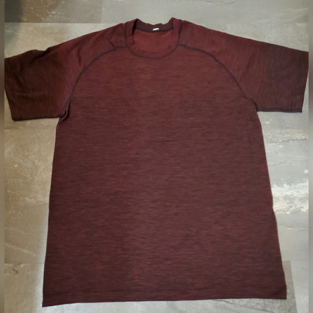 Lululemon Metal Vent tech short sleeves top. Heathered dark red and black. M. - Picture 1 of 7